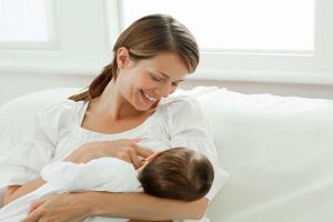 نسخه‌های طب سنتی برای افزایش شیر مادر