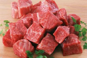 مصرف بالای گوشت و فرآورده‌‌های گوشتی از دلایل مهم ابتلا به سرطان سینه